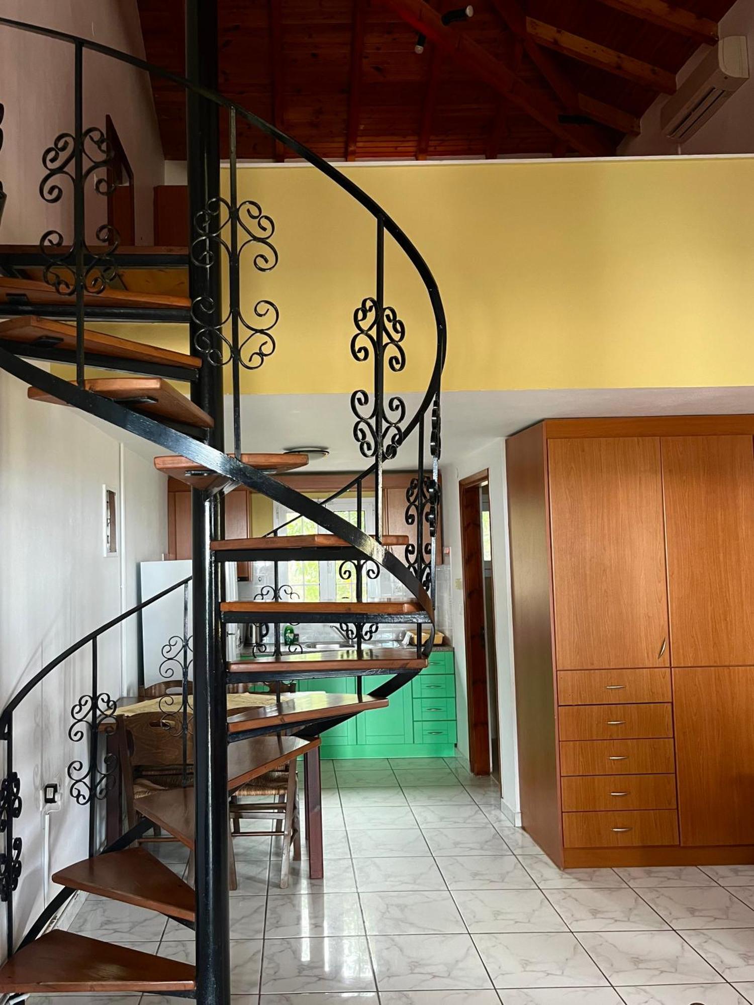 Studios Resbithas Gythio Exterior foto